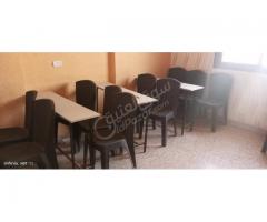 طاولات دراسية لمعهد للبيع - صورة 3/3