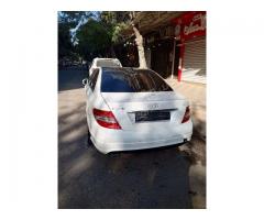 سيارة مرسيدس C220 للبيع - صورة 2/3
