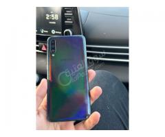 موبايل Samsung A50 للبيع - صورة 2/3