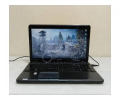 لابتوب Toshiba للبيع - صورة 1/4