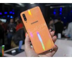 موبايل Samsung A70 للبيع