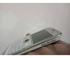 موبايل Nokia E72 للبيع - صورة 4/6