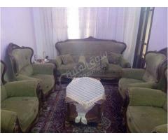 طقم كنب مع طاولات للبيع