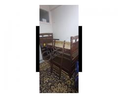 تخت طابقين زان للبيع
