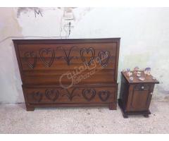 غرفة نوم مع الفرشة للبيع