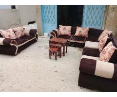 طقم كنب صندوق للبيع