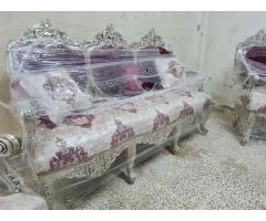 طقم كنب مع طاولات رخام للبيع