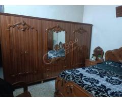 غرفة نوم مع الفرشة للبيع