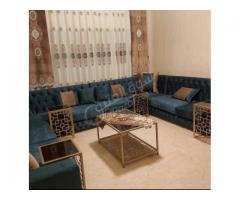 طقم كنب صندوق للبيع