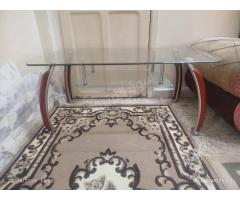 طاولة وجه بلور للبيع