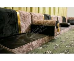 مجلس عربي للبيع في حمص