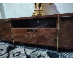 طاولة شاشة للبيع