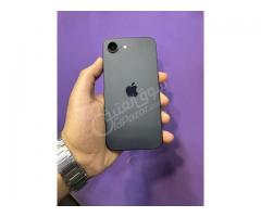 موبايل Iphone 16 للبيع