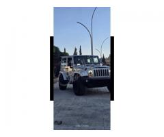 سيارة Jeep للبيع