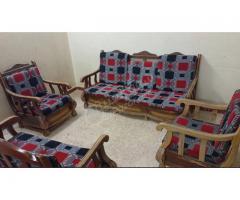 طقم كنب صندوق للبيع
