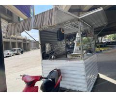 كشك مع ميتور للبيع في الميدان