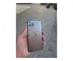 موبايل Iphone 11 Pro Max للبيع