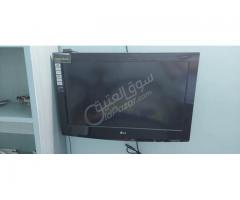 شاشة LG مستعملة للبيع